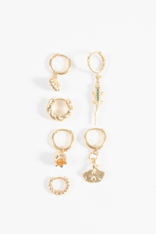 Set caravanas dijes dorado