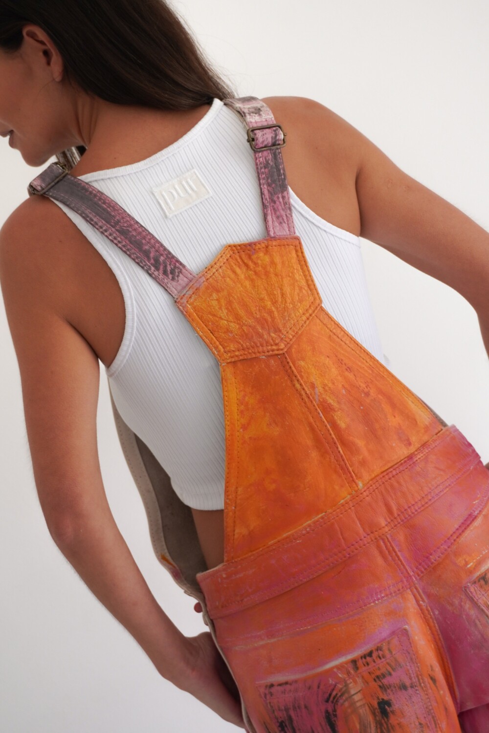 Leather Gardener by Cocó Fucsia