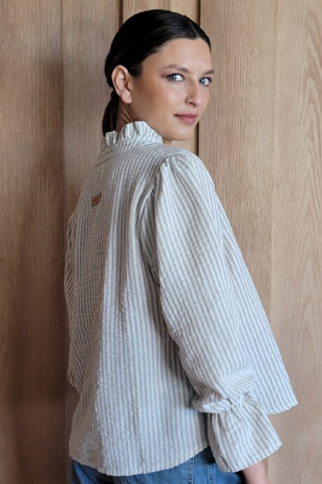 Blusa Copenhague Lino Raya mediana beige