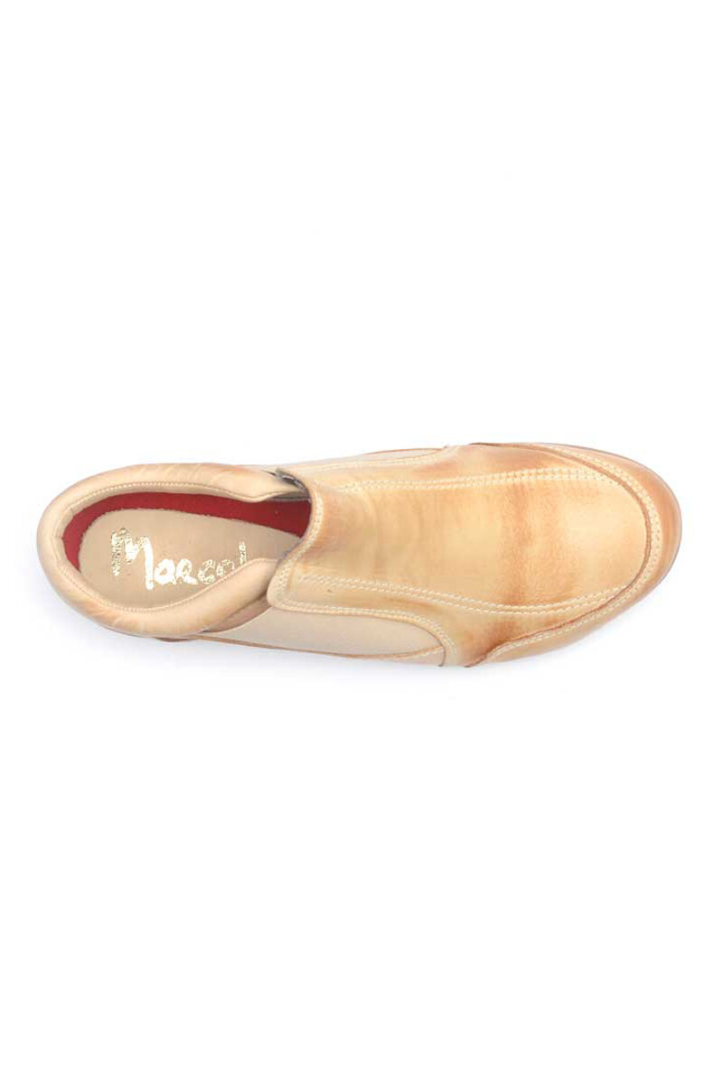 Zapato Bajo Con Elástico Cuero Natural