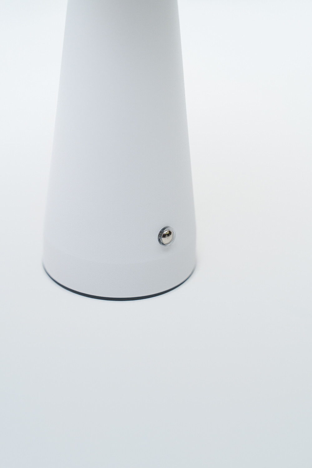 Lampara De Mesa Axira, Touch Usb Blanco