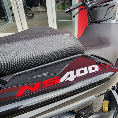 Bajaj Pulsar NS400 Negro