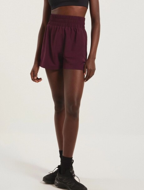 SHORT DEPORTIVO EASY CARE TIPO RUNNER BORDEAUX
