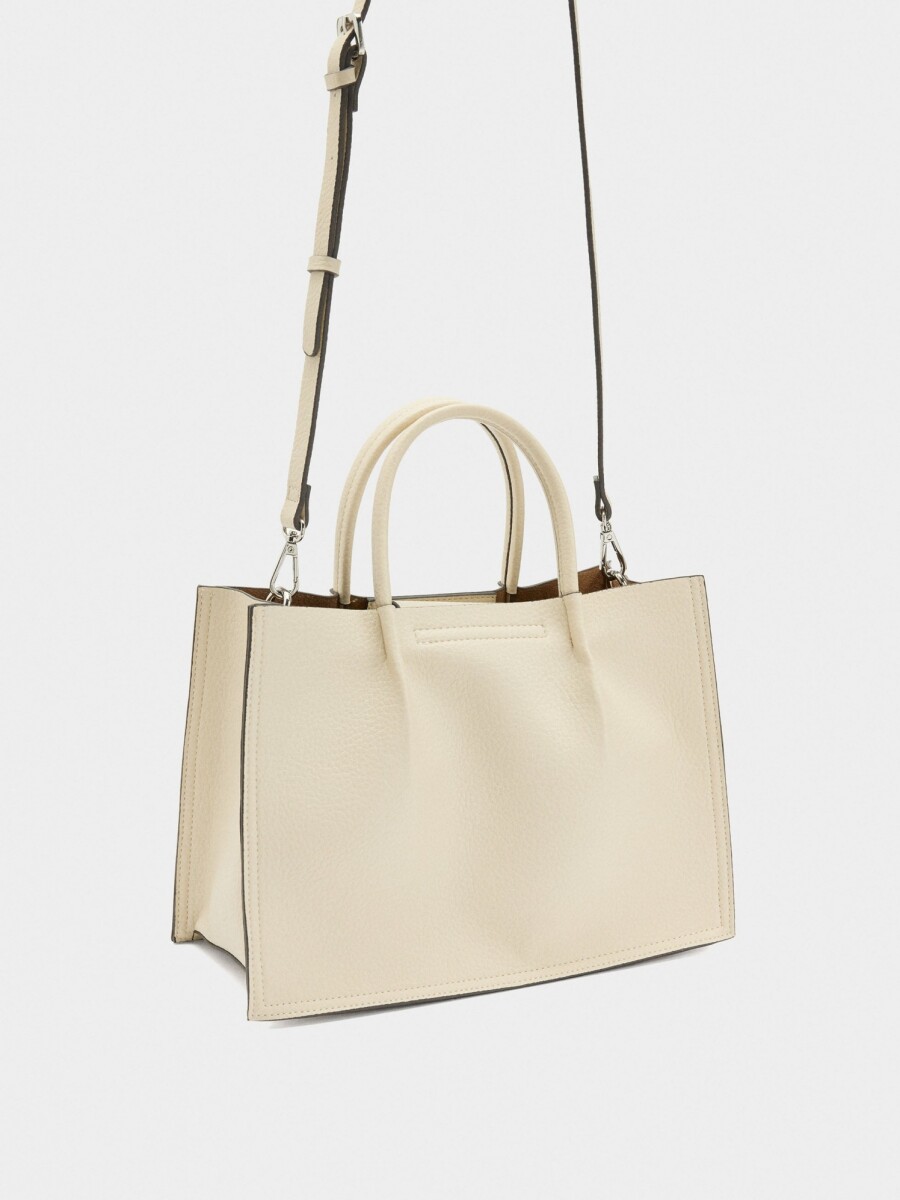Bolso Tote Con Textura Y Detalle De Cinturón crudo