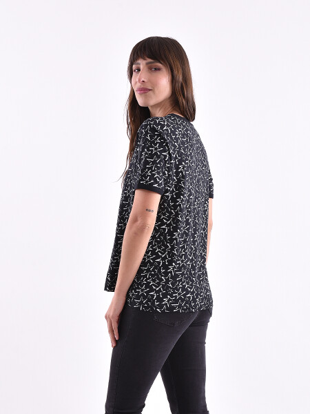 REMERA ROMA ESTAMPADO 3