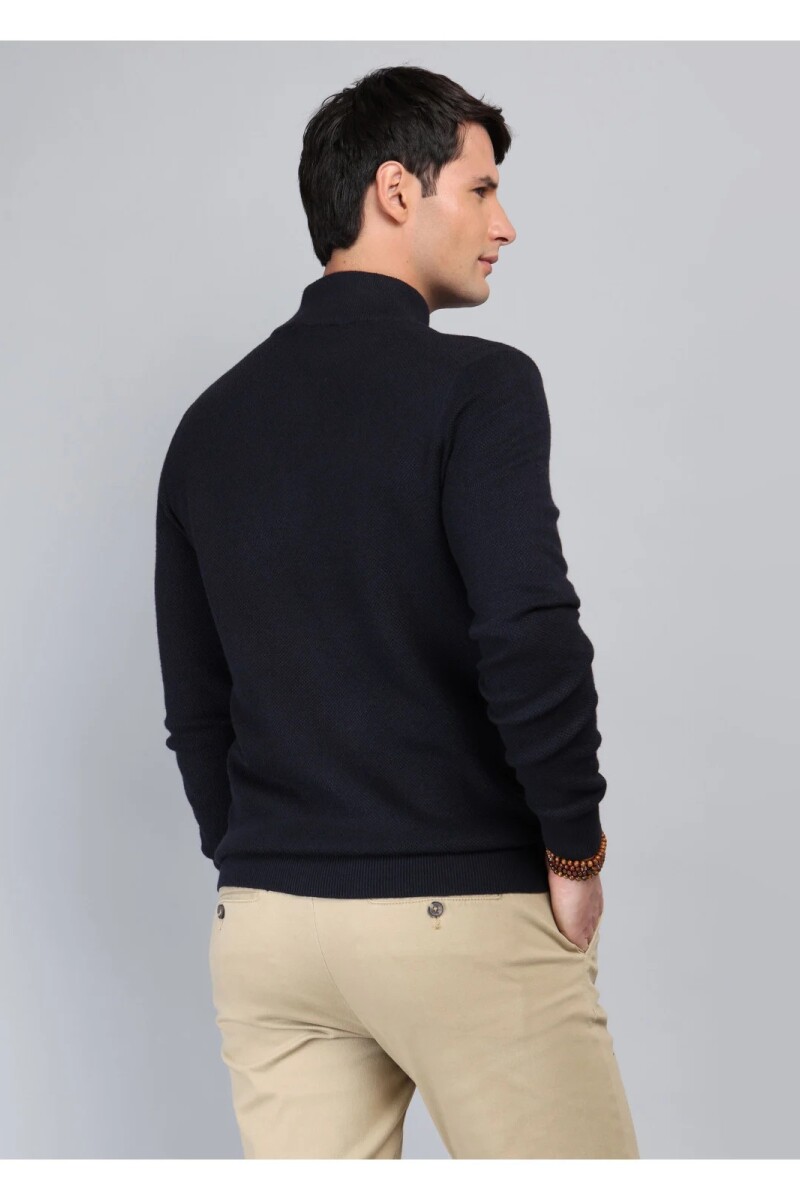 Sweater cuello alto con botones NEW BLUE