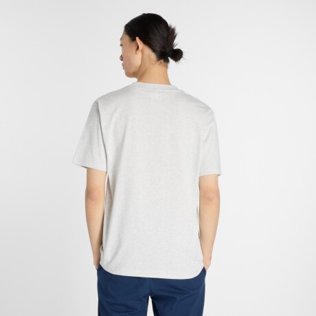 Remera New Balance de hombre - MT53905AHH GREY