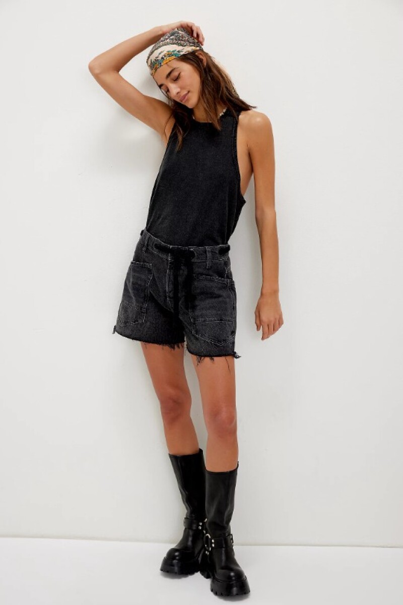 Short Moxie Negro