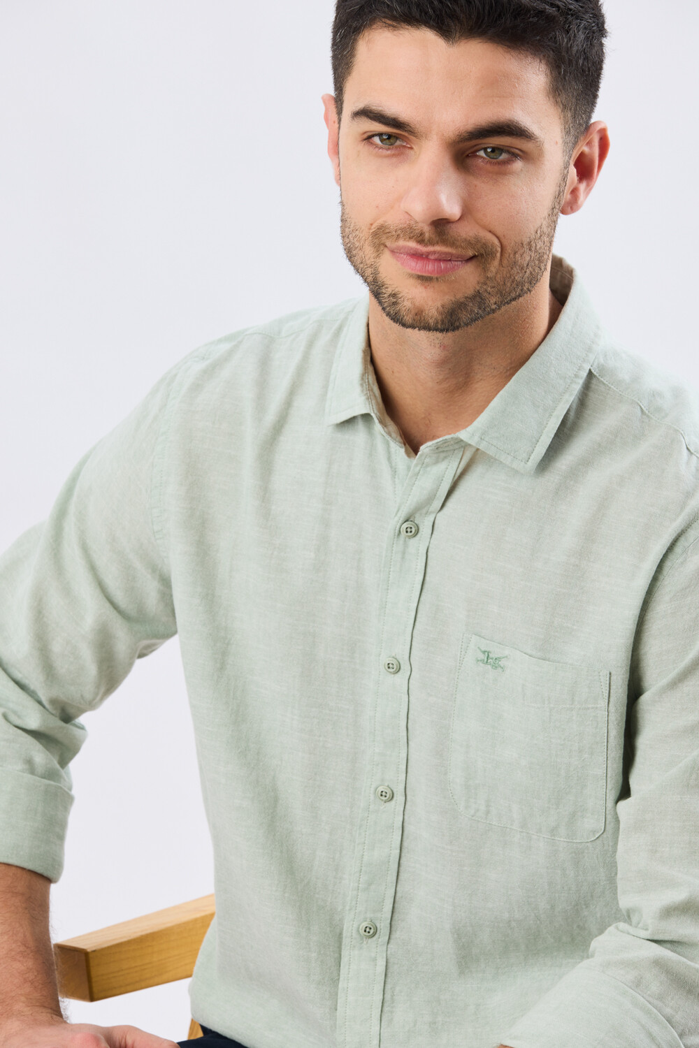CAMISA LISA DE LINO Menta