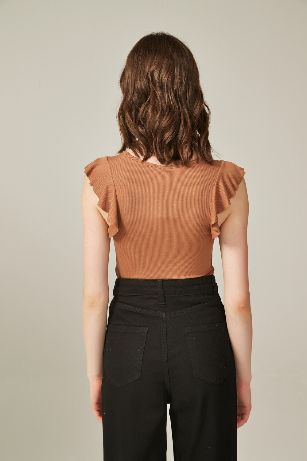 Musculosa Naos Tostado