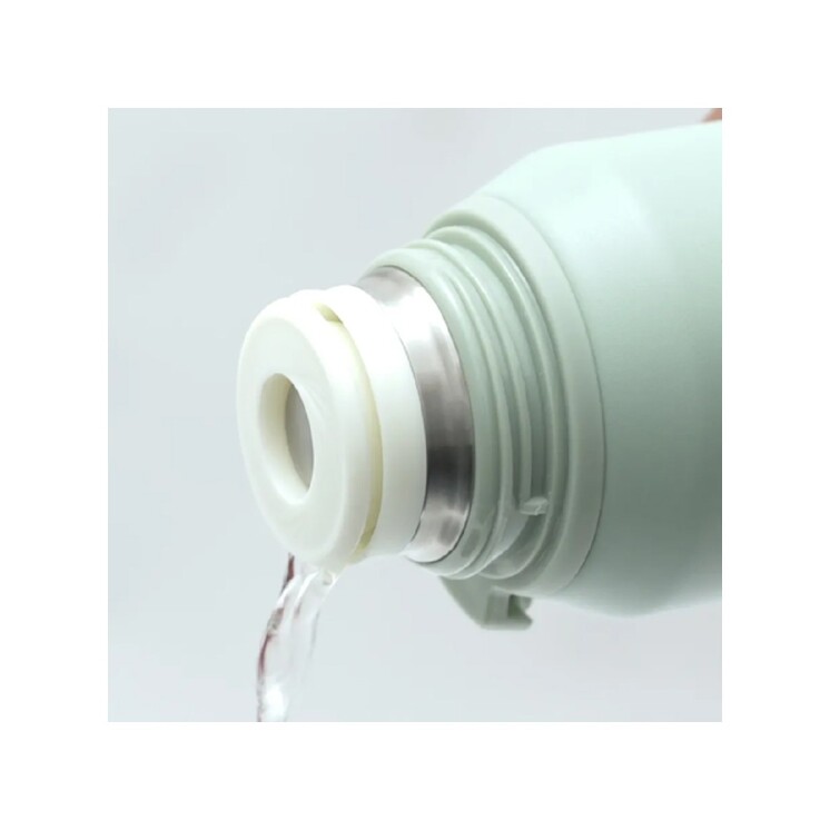 Termo Bremen 600 ml Acero Inoxidable con Pico Cebador 360° y Correa Verde Termo Bremen 600 ml Acero Inoxidable con Pico Cebador 360° y Correa Verde