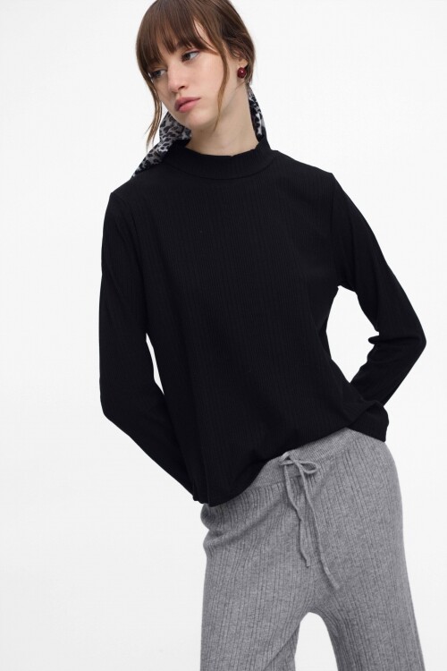 Polera Tina Negro