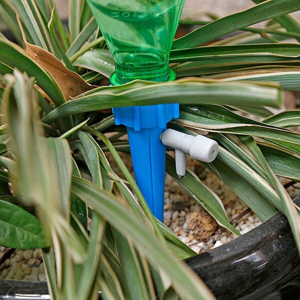 Riego Automatico Goteo Tapa Botella Macetas Plantas X100 Color Variante Azul
