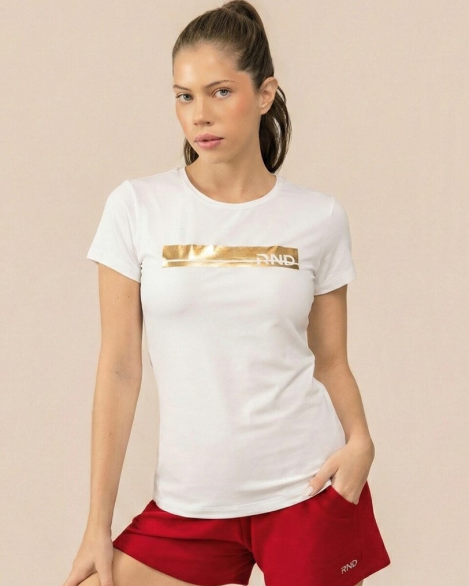 Remera con Serigrafía. - Negro 