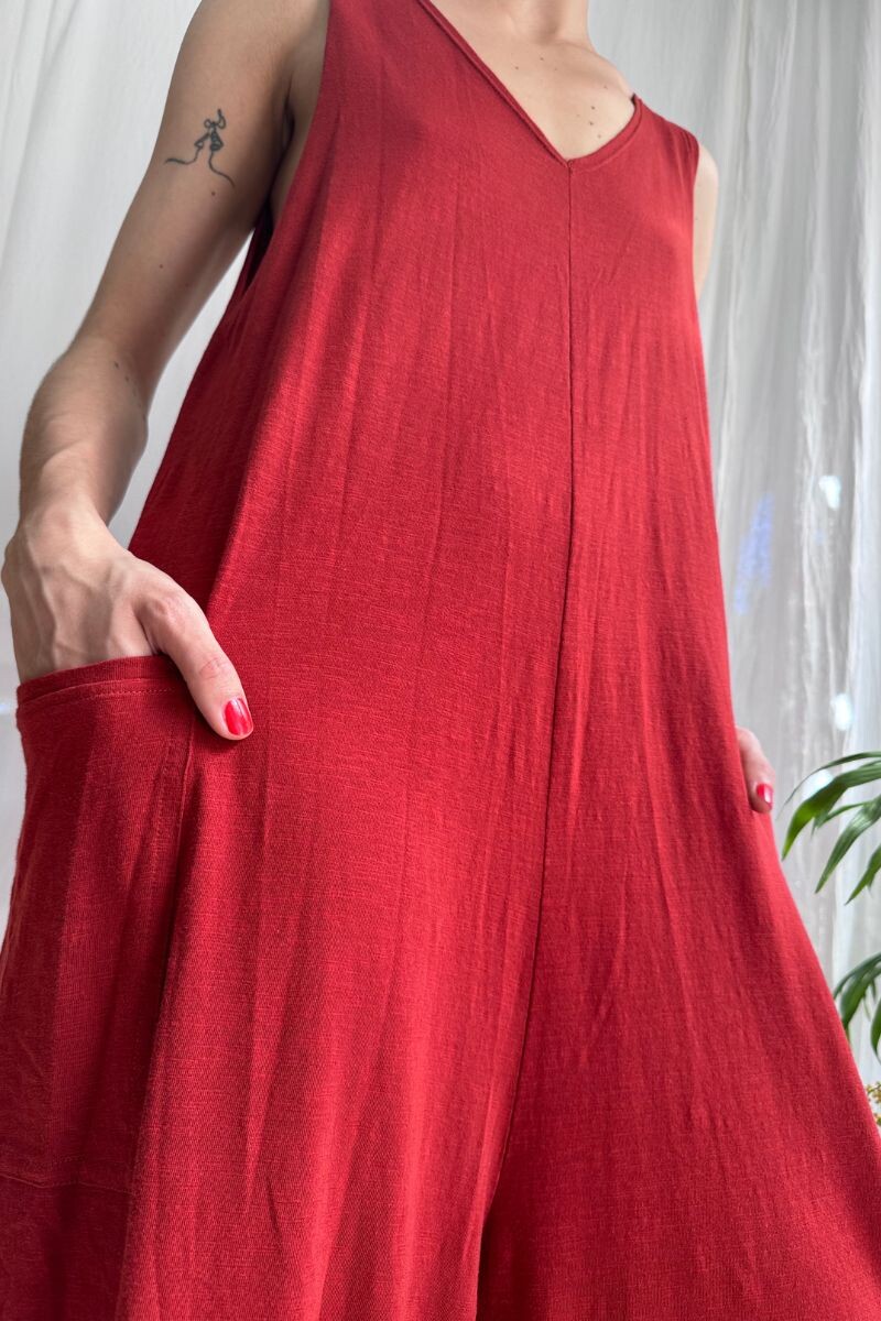 Mono Acacia Rojo