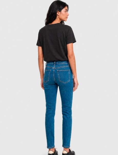 PANTALÓN DE JEAN MODELO SKINNY AZUL