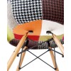Silla Eames Lumax Patchwork Tapizada Con Apoyabrazos Diseño Moderno Para Comedor Silla Eames Lumax Patchwork Tapizada Con Apoyabrazos Diseño Moderno Para Comedor