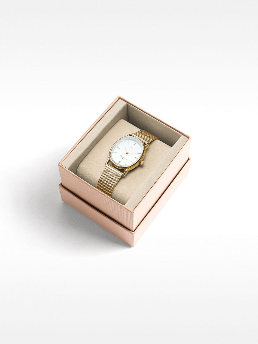 Reloj Ovalado Con Malla Metálica De Acero Inoxidable dorado