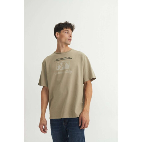 Remera Rockwell Oliva