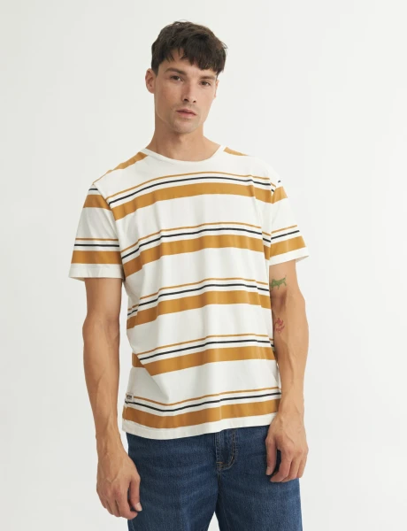 Remera Izan Crudo