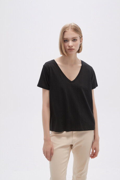 Remera Ursa Negro