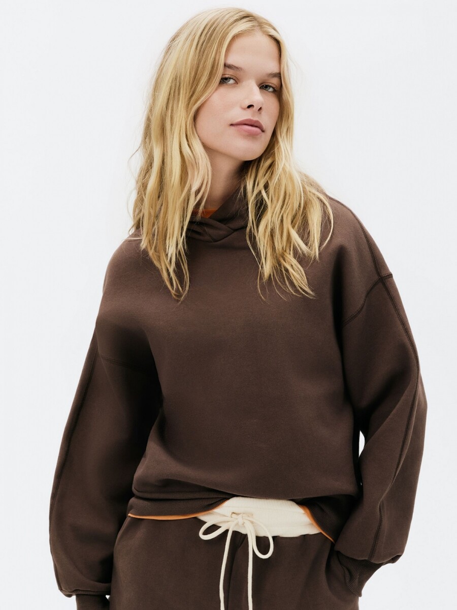 BUZO CON CAPUCHA EN ALGODÓN - MARRÓN 