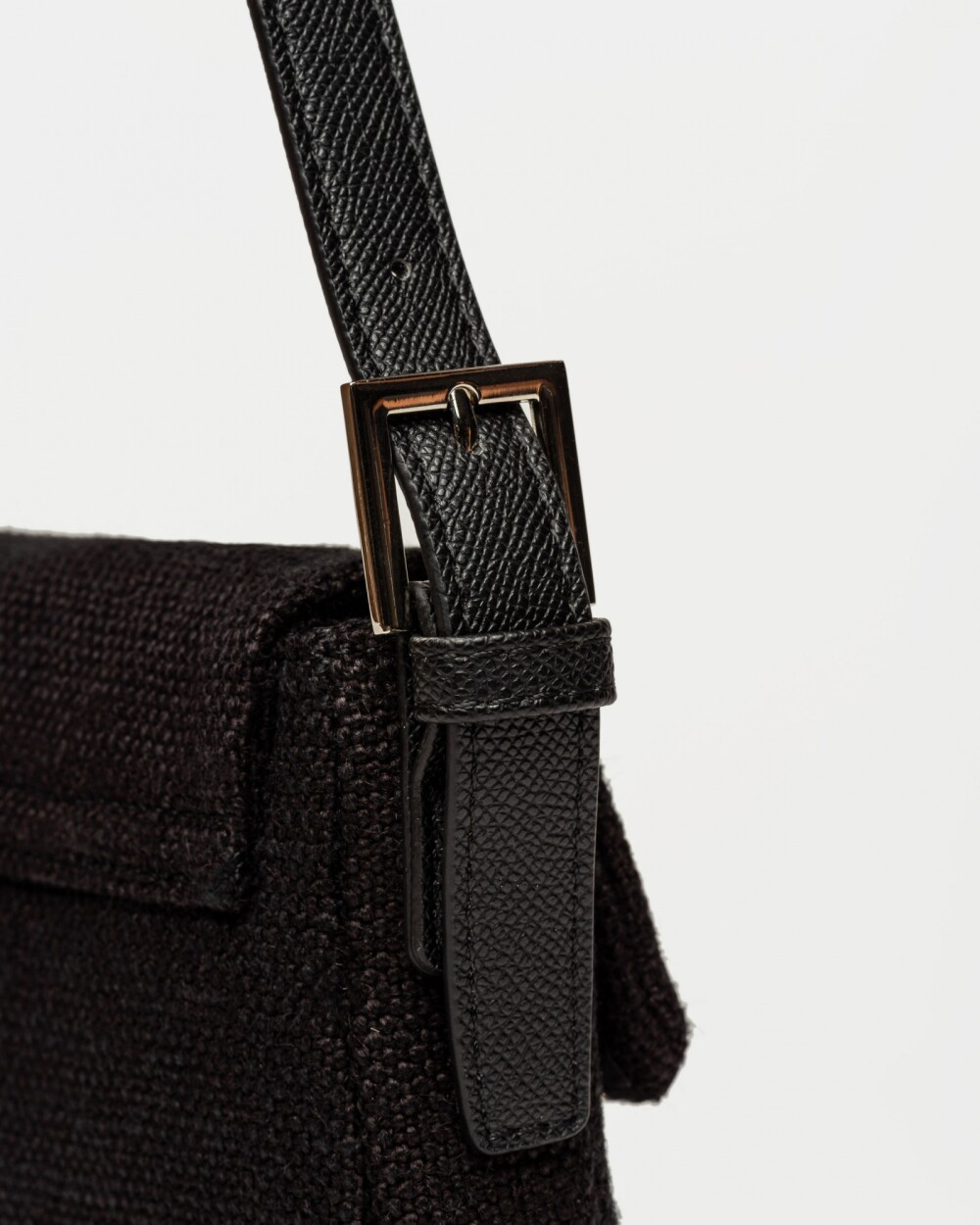 Cartera al hombro Signature en canvas Negro