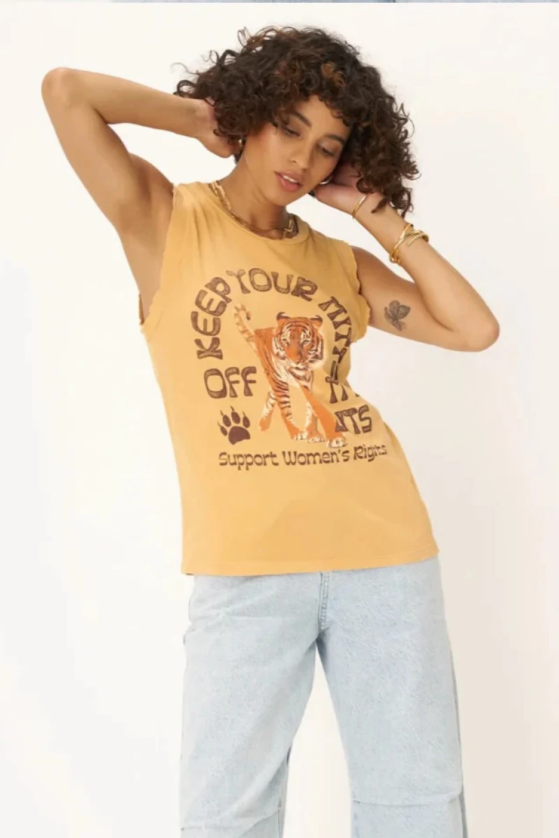 REMERA NO MITTS Mostaza