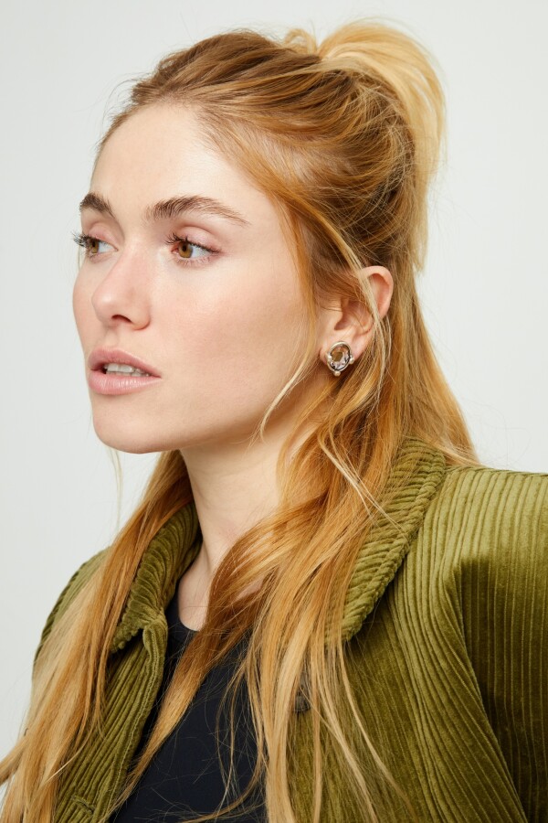 PENDIENTES DE ALEACIÓN DE METALES BAÑADO EN PLATA DE LEY CON CRISTAL FACETADO ROSA Pendiente