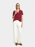 Camiseta Básica Cuello Pico burdeos