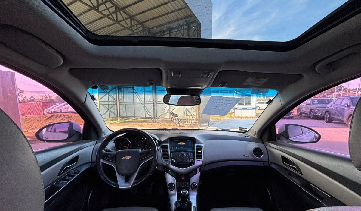 Chevrolet Cruze 1,8 MT LTZ - 2012 Chevrolet Cruze 1,8 MT LTZ - 2012