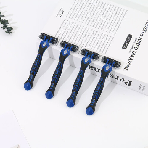 Afeitadora Desechable De 3 Hojas - 4 Unidades Afeitadora Desechable De 3 Hojas - 4 Unidades