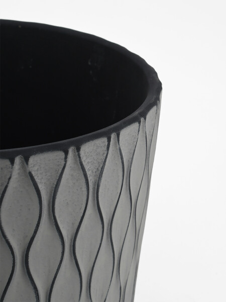 MACETA DECORATIVA LINEAS BLANCO