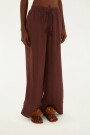 PANTALÓN TEXTURA Marron