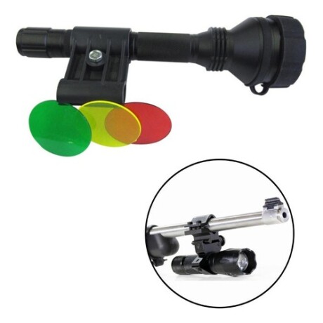 Linterna Táctica Recargable Arye con Soporte para Rifle 2 Baterias y Control Remoto Linterna Táctica Recargable Arye con Soporte para Rifle 2 Baterias y Control Remoto