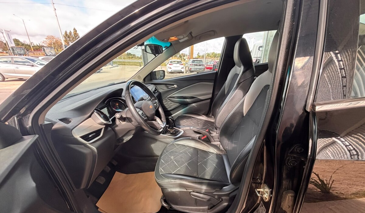 Chevrolet Onix Plus 1.0 Premier - 2020 Chevrolet Onix Plus 1.0 Premier - 2020