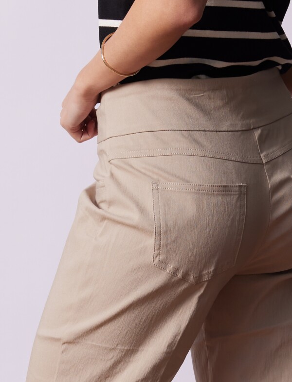 Capri Ruedo Calado BEIGE