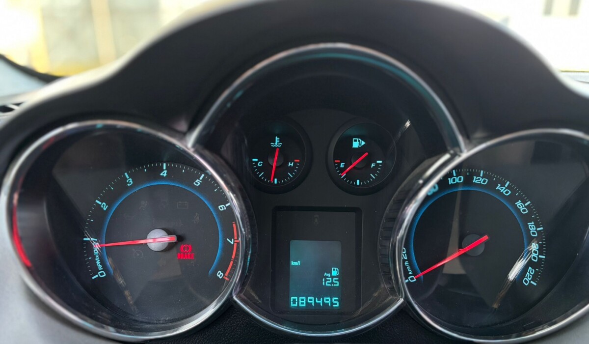 Chevrolet Cruze 1,8 MT LTZ - 2012 Chevrolet Cruze 1,8 MT LTZ - 2012