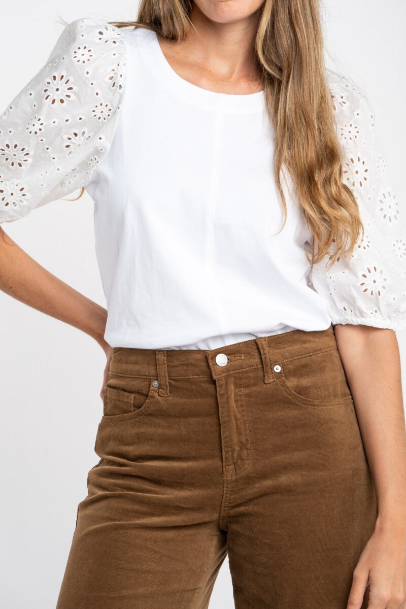 Remera Manga Globo Broderie Blanco