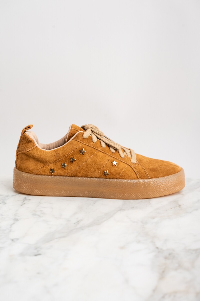Zapatilla Gamuza Apliques Camel