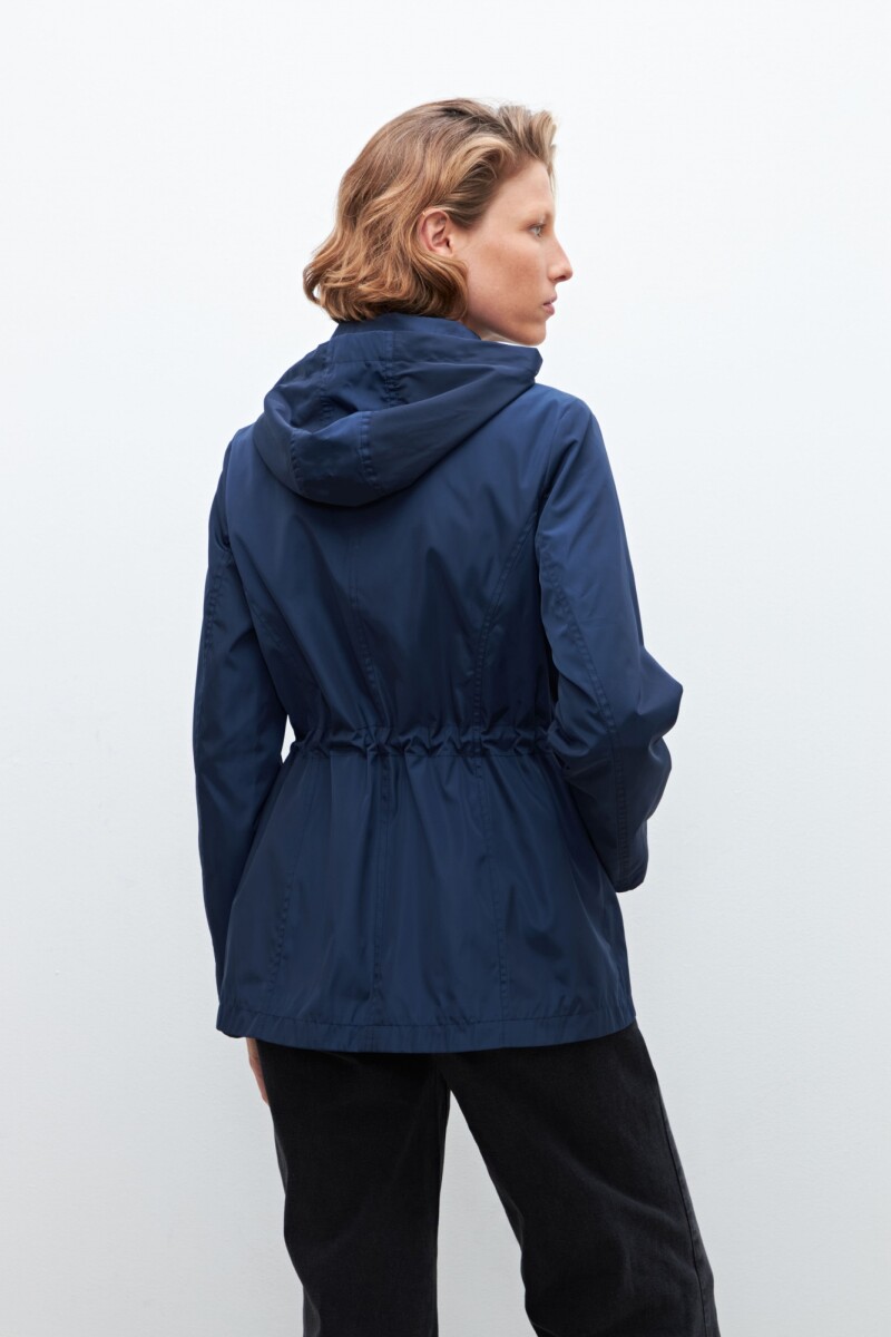 Campera impermeable capucha desmontable azul marino