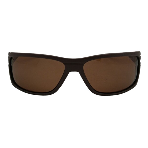 XC211332 marrónuniforme