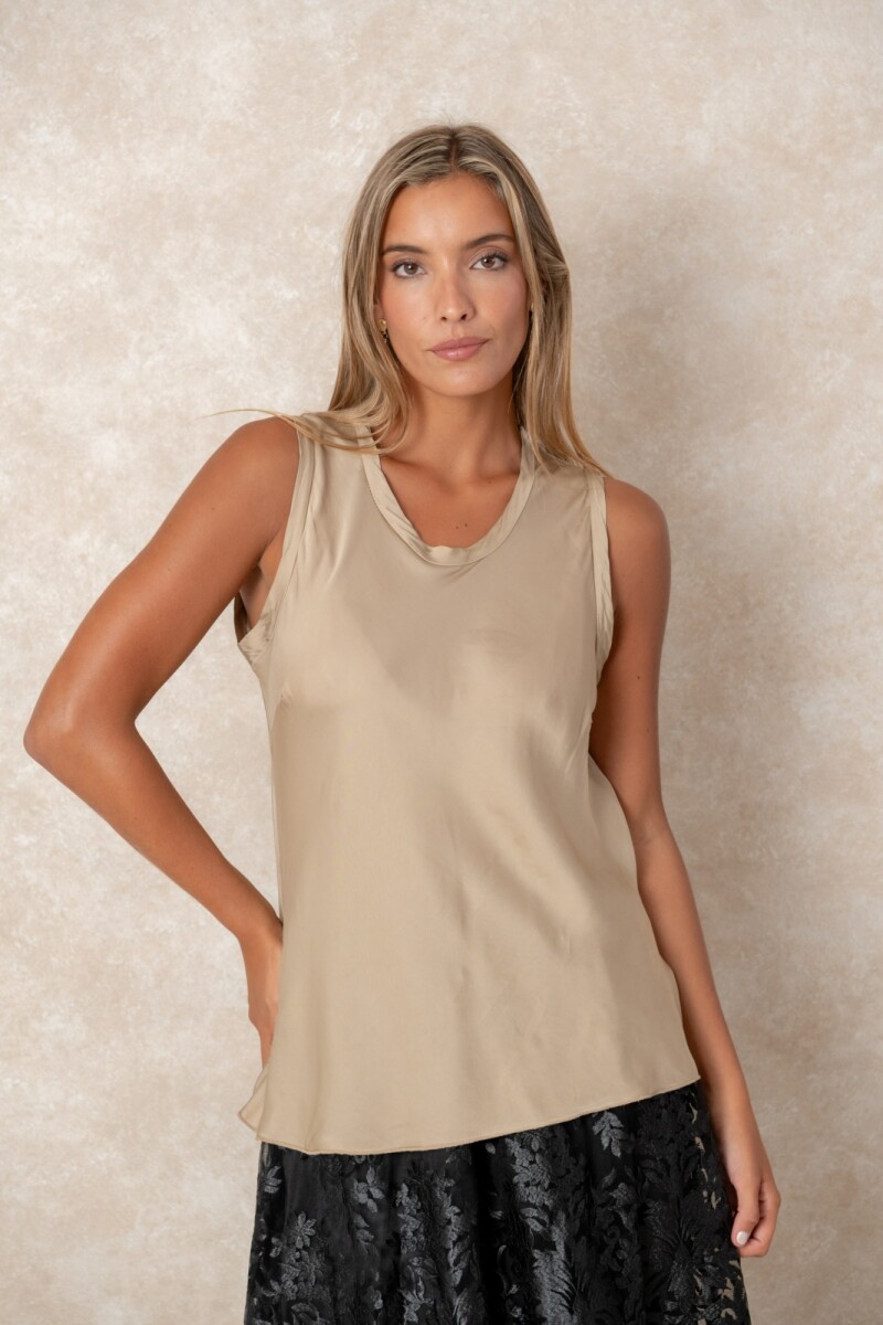 MUSCULOSA KIKI - Camel 