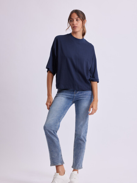 Remera 3/4 Cuello Alto Azul Marino