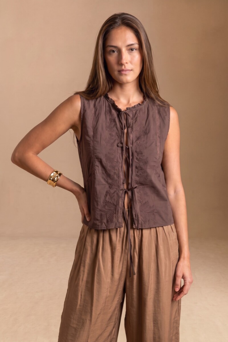 Blusa Bordada Marron