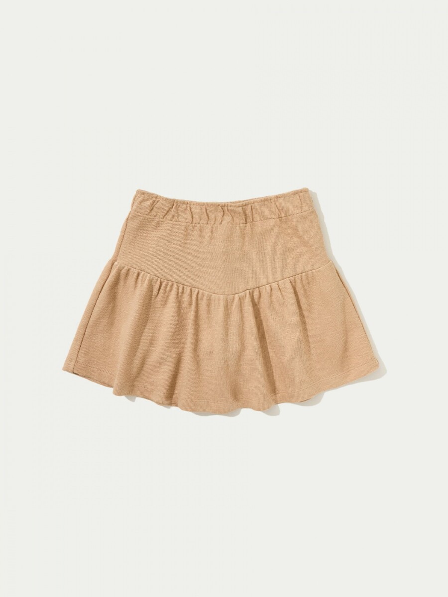 FALTA SHORT CON VOLANTES - BEIGE 