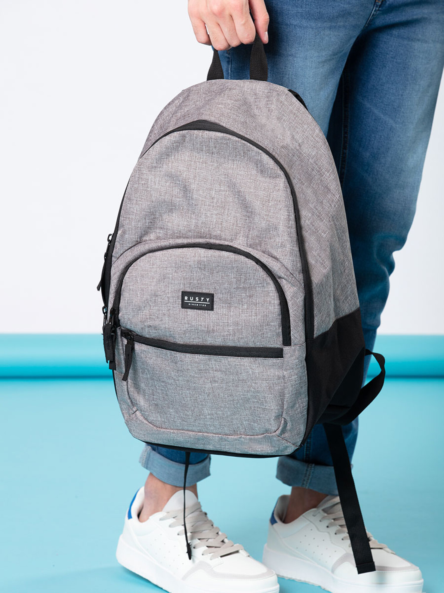 MOCHILA AGRON RUSTY - Gris — Superoutlet