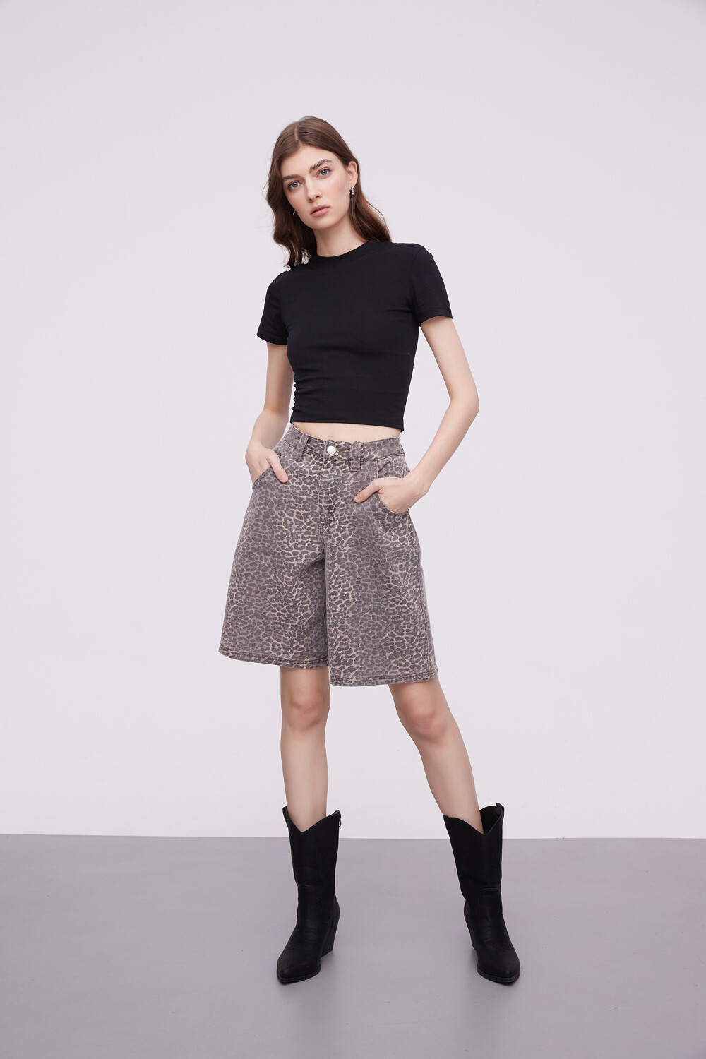 Remera Flored Negro