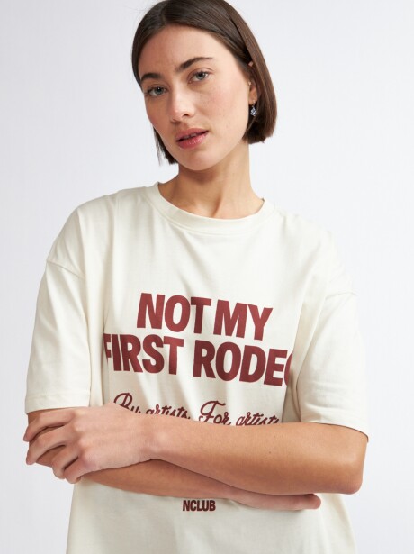 REMERA ORÉGANO CRUDO