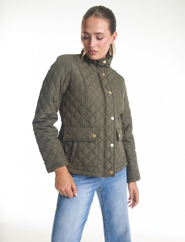 Campera Capitoneada & Trabas De Ajuste OLIVA